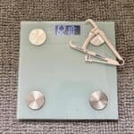 Weegschaal en vetmeter kcal tellen