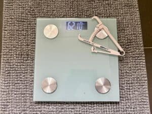 Weegschaal en vetmeter kcal tellen